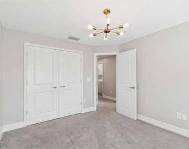 4921 W Paul Avenue - Photo Thumbnail 51