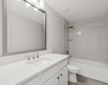4921 W Paul Avenue - Photo Thumbnail 47