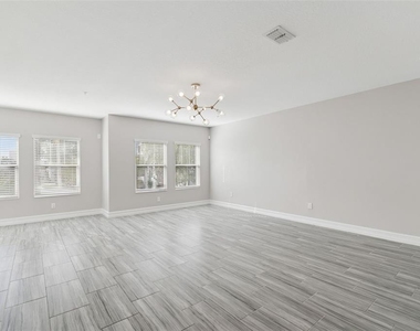 4921 W Paul Avenue - Photo Thumbnail 12