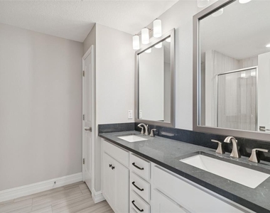 4921 W Paul Avenue - Photo Thumbnail 42