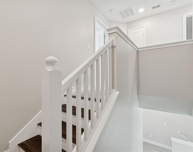 4921 W Paul Avenue - Photo Thumbnail 34