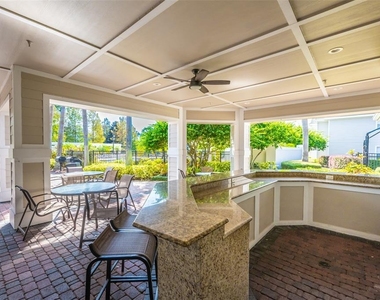 233 Southern Pecan Circle - Photo Thumbnail 5