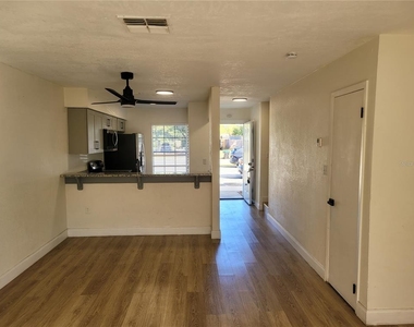 1236 Dovehill Drive - Photo Thumbnail 9