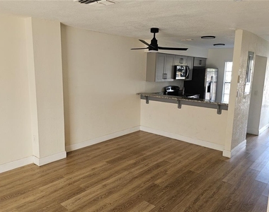 1236 Dovehill Drive - Photo Thumbnail 6