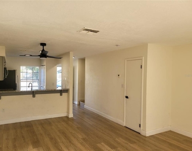 1236 Dovehill Drive - Photo Thumbnail 8