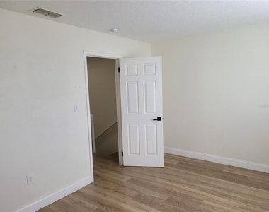 1236 Dovehill Drive - Photo Thumbnail 34