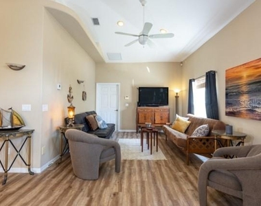 497 Grandview Avenue - Photo Thumbnail 26