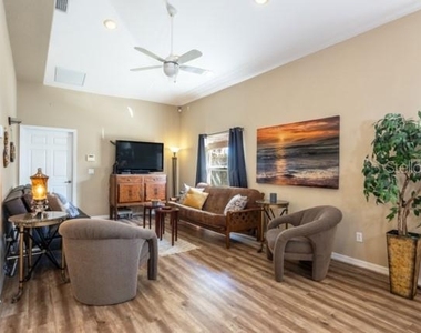 497 Grandview Avenue - Photo Thumbnail 25