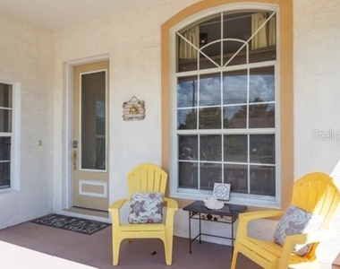497 Grandview Avenue - Photo Thumbnail 5