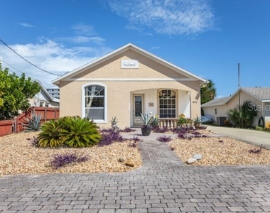 497 Grandview Avenue - Photo Thumbnail 9