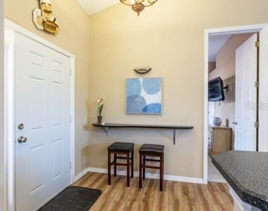 497 Grandview Avenue - Photo Thumbnail 18