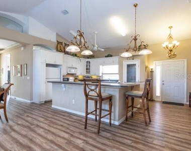 497 Grandview Avenue - Photo Thumbnail 23