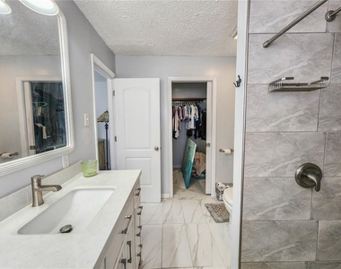 24 Claridge Court S - Photo Thumbnail 43
