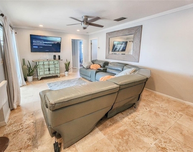 24 Claridge Court S - Photo Thumbnail 19