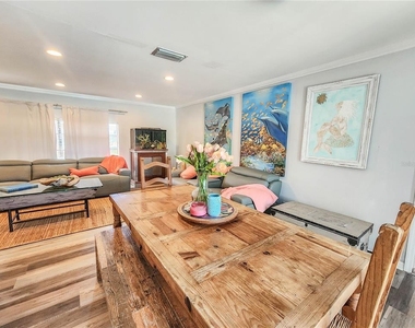 24 Claridge Court S - Photo Thumbnail 6