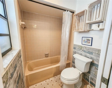 24 Claridge Court S - Photo Thumbnail 35