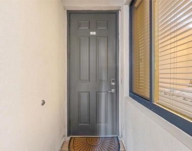 16904 Vardon Terrace - Photo Thumbnail 29