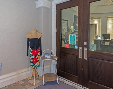 16904 Vardon Terrace - Photo Thumbnail 52