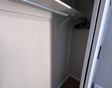 370 West 52nd Street - Photo Thumbnail 3