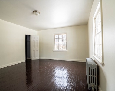 3 Noyes Street - Photo Thumbnail 6