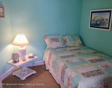 11 Bath Avenue - Photo Thumbnail 14