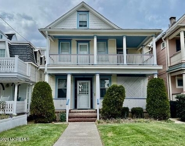 11 Bath Avenue - Photo Thumbnail 17