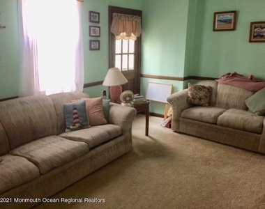 11 Bath Avenue - Photo Thumbnail 6