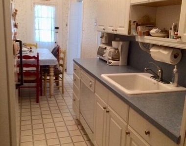 11 Bath Avenue - Photo Thumbnail 9