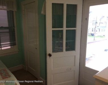 11 Bath Avenue - Photo Thumbnail 15