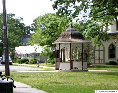 35 1/2 Olin Street - Photo Thumbnail 19