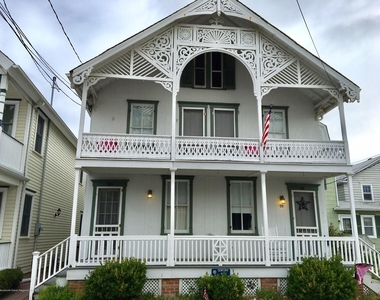 35 1/2 Olin Street - Photo Thumbnail 6