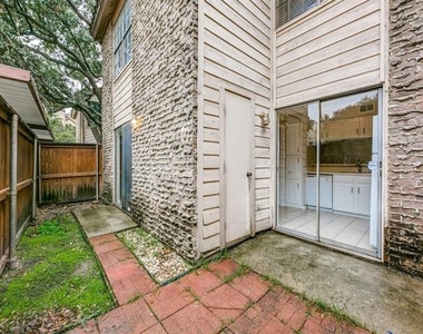 5626 Preston Oaks Road - Photo Thumbnail 10