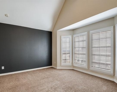 529 Chippendale Drive - Photo Thumbnail 22