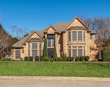 529 Chippendale Drive - Photo Thumbnail 1