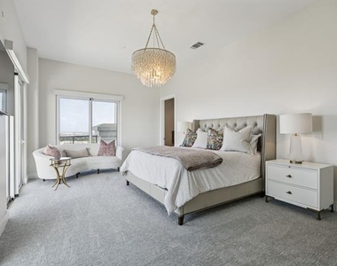 2800 Lakeside Parkway - Photo Thumbnail 20