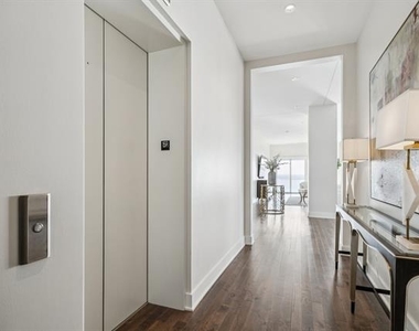2800 Lakeside Parkway - Photo Thumbnail 3