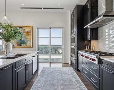 2800 Lakeside Parkway - Photo Thumbnail 10