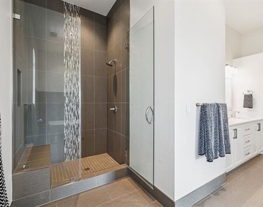 2800 Lakeside Parkway - Photo Thumbnail 22