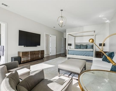 2800 Lakeside Parkway - Photo Thumbnail 14