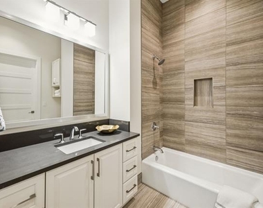 2800 Lakeside Parkway - Photo Thumbnail 27