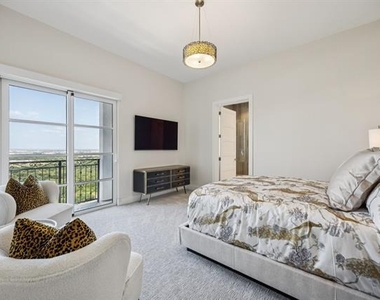 2800 Lakeside Parkway - Photo Thumbnail 24