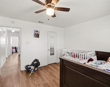 7700 Mary Drive - Photo Thumbnail 16