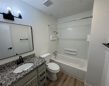 762 E Warrior Trail - Photo Thumbnail 7