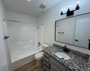 762 E Warrior Trail - Photo Thumbnail 8