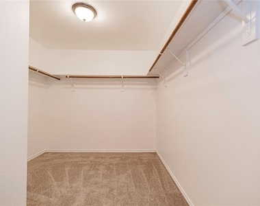 1120 Decker Drive - Photo Thumbnail 11