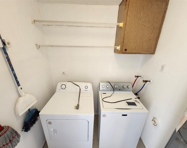 9421 Nw 15th Street - Photo Thumbnail 11