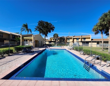 9421 Nw 15th Street - Photo Thumbnail 28