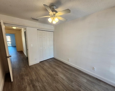 9421 Nw 15th Street - Photo Thumbnail 23