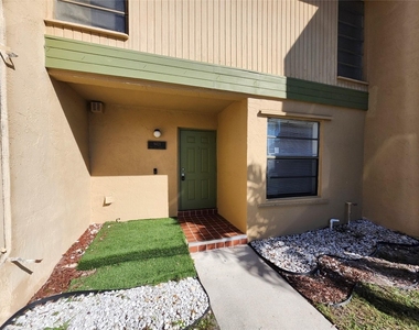 9421 Nw 15th Street - Photo Thumbnail 1