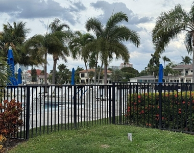 6219 Bay Club Drive - Photo Thumbnail 20